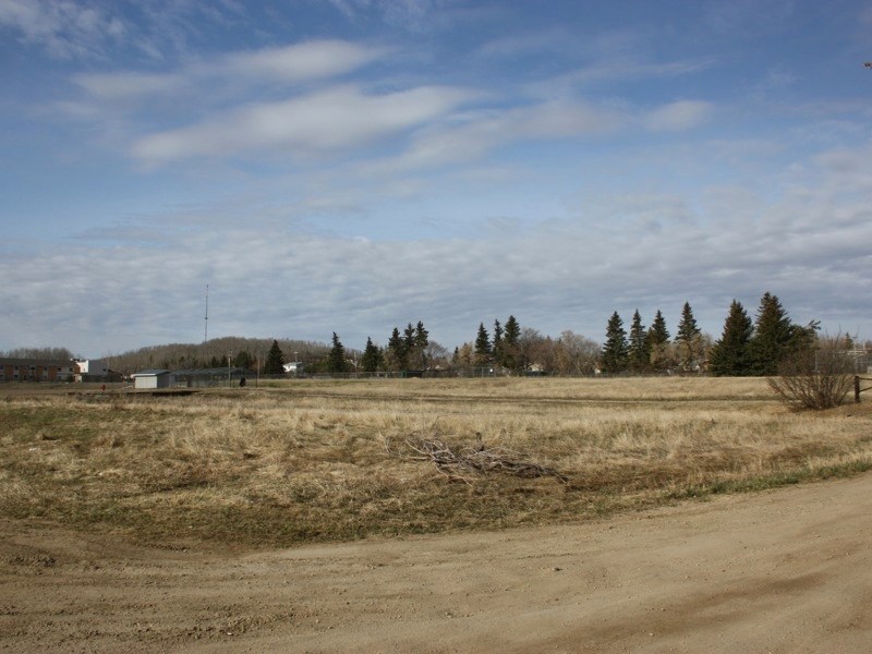 This land has been approved by Athabasca town council as a backup location for the new secondary school should construction at the Athabasca Regional Multiplex not be