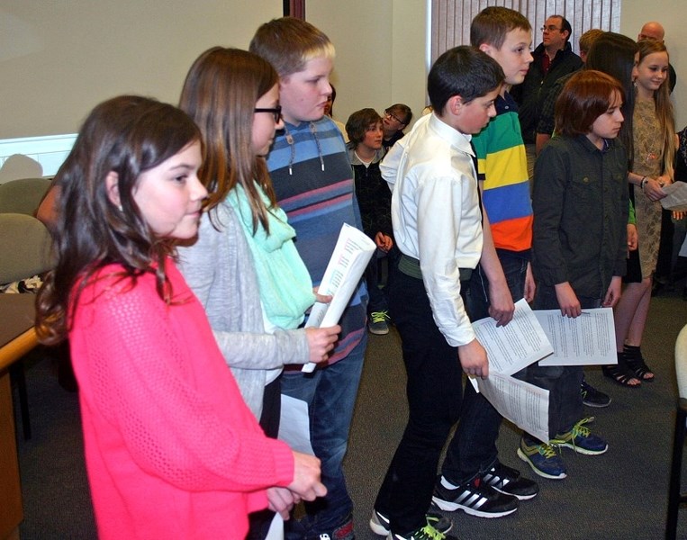 (l-r) Brooklyn Haub, Haley Struski, Brady Hughes, Gavin Neaves, Reese Hunter, Ruben Strembesky, Meeka Tytula and Gracie Flowers were among the LTIS Grade 6-C students that