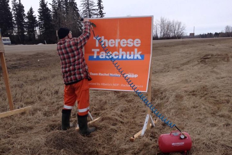 20190331-Election Sign Vandalism-07