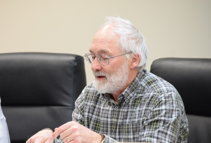 Coun. Rod Klumph said council has a responsibility to keep taxes low and facilities running and it is up to the residents to decide if they want to donate to charitable