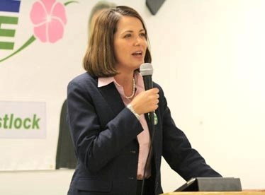 Wildrose Alliance leader Danielle Smith speaks to party supporters at a fundraising dinner Feb. 21 at the Seniors Drop In Centre. The dinner was part of a series of dinners
