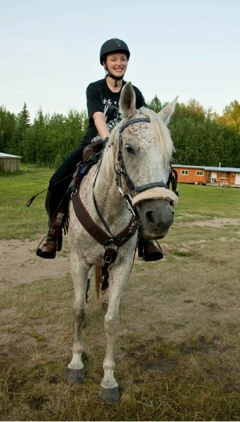 As she mounted her horse Sakic, 19-year-old Jaylene Janzen was ready to complete her 12th 100-mile endurance race.