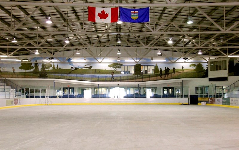 The Barrhead Agrena is now the proud home of a mural that spans the width of the hockey rink, running along the walking track, the mural brings a bright atmosphere for