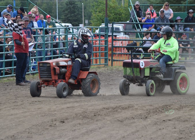 Lawn mower racing popularity increasing by leaps and bounds -  TownAndCountryToday.com
