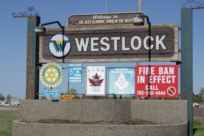 town sign fire ban