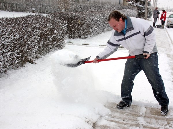 Town residents are reminded they have up to 48 hours to clear the sidewalks around their properties of snow after the end of a snowfall. Failure to do so can result in a fine 