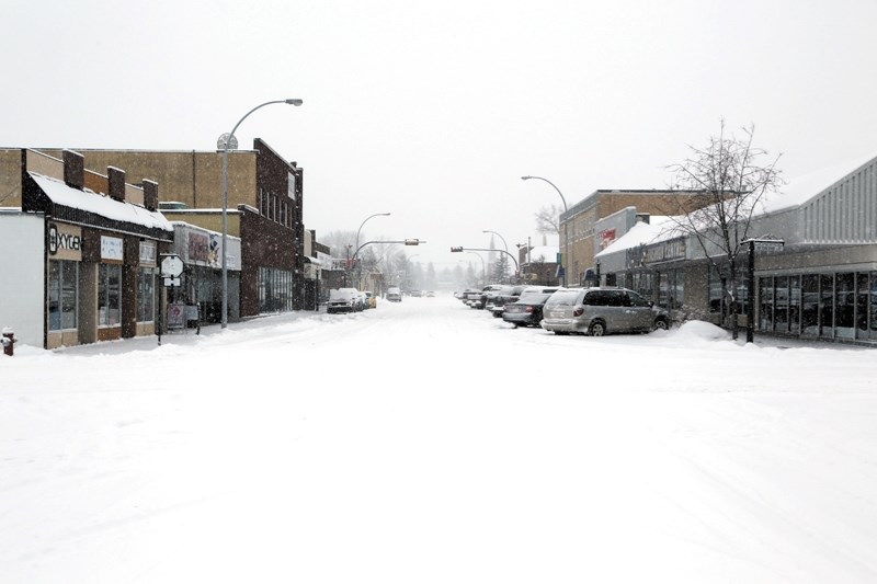 Thursday morning at around 9:45 a.m., Main Street was showing signs of succumbing to what would become close to 40 centimetres of snow when all was said and done.