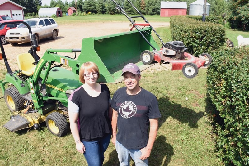 Dad and daughter Glen and Britiney Onyschuk are behind a social media sensation thanks to Glen’s hedge mower invention. The video Britiney posted of Glen mowing their hedge