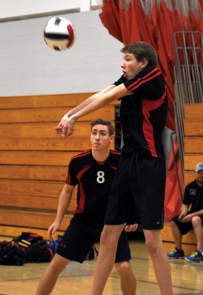 It was a big weekend for R.F. Staples School’s senior volleyball teams as they played host to 13 teams at an Oct. 27-28 tournament. T-Bird Jacob Williston (l) watches Mack