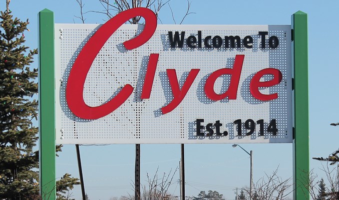 clyde sign