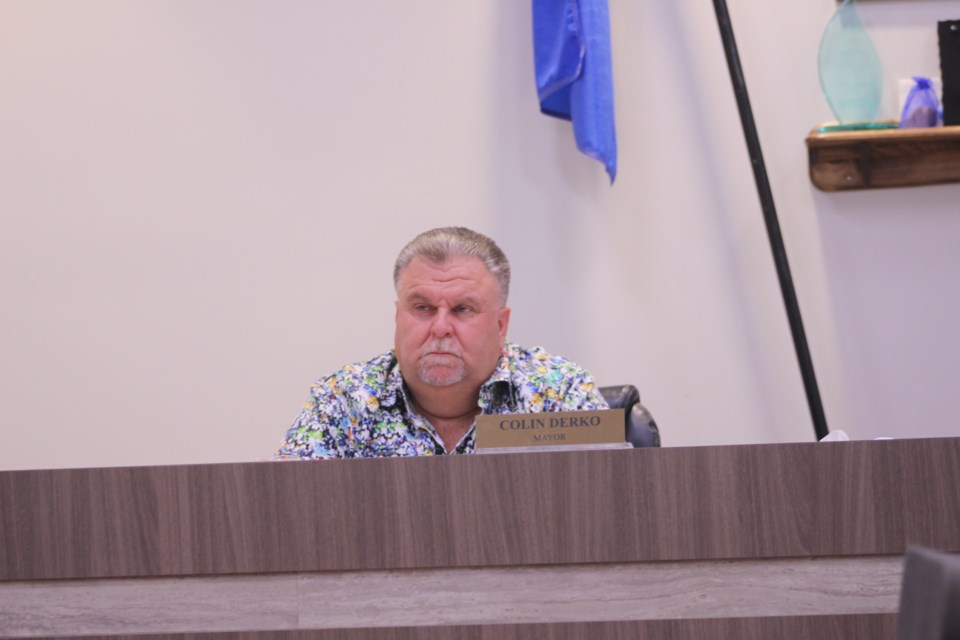 mayor-colin-derko