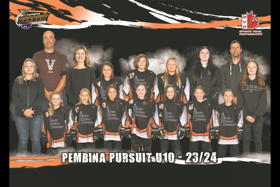 U10 Pembina Pursuit
Back row: Chris McKenzie - Coach, Jenn Woynorowski - Assistant Coach, Zoey McKenzie, Paisley Woynorowski, Lacy Yeomans, Emerson Belton - Junior Coach, Mike Cheshire - Coach
Front Row: Kerri Lesyk - Manager, Charlotte Young, Rhyan Cheshire, Emily Lesyk, Paige Spargo, Tegan Beattie Aria Yaworsky, Thea Von Rennenkampff, Skye Kubinec - Junior Coach