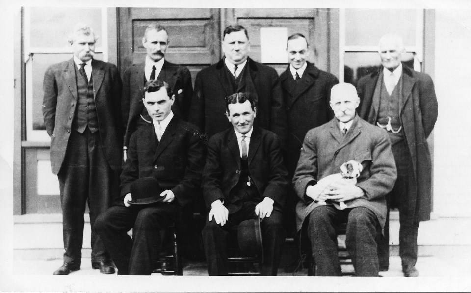 PoCo Heritage 1st city council 1913 (with pet)