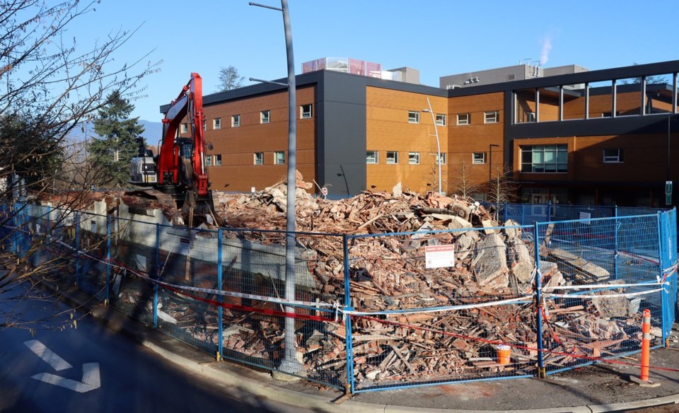 0203-RiverviewDemolition 1w