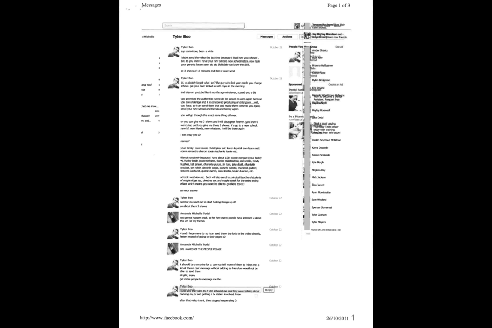 Some messages exchanged between Tyler Boo and Amanda Todd on Facebook, as presented before the jury on July 5, 2022. 