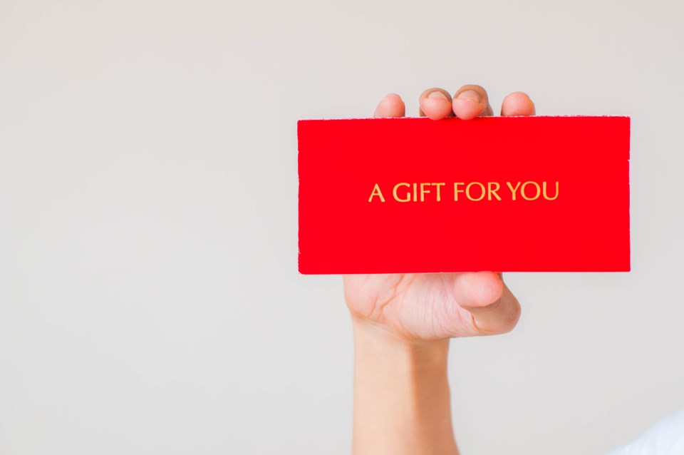 gift-card-gettyimages-1061187484