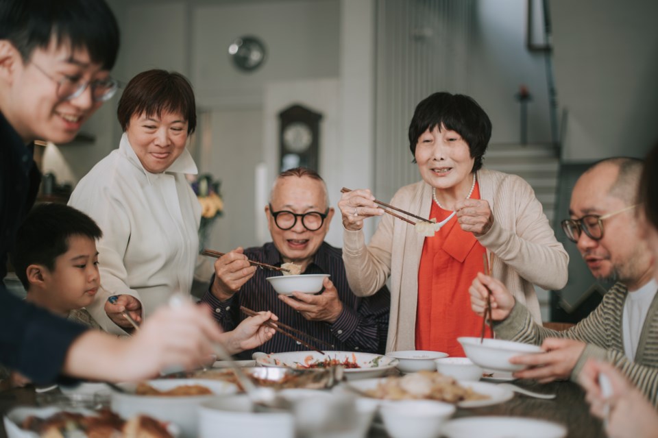 LNY- family eating