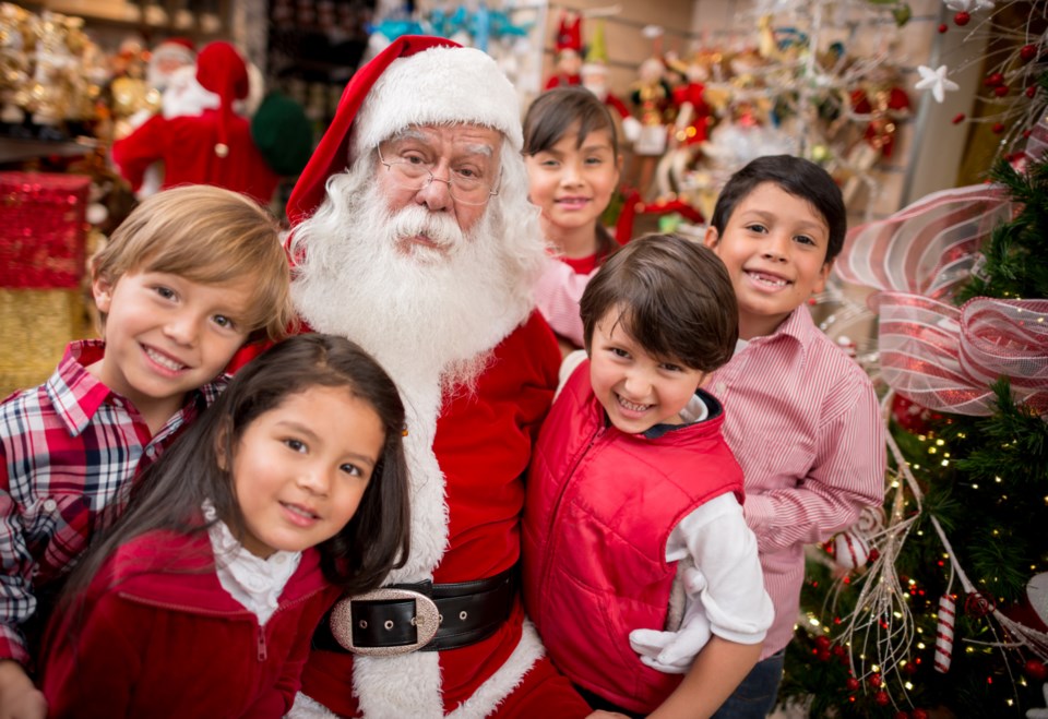 santa-claus-gettyimages-522899589