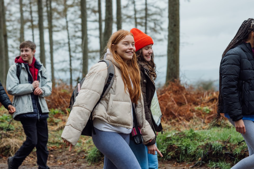 teenagers-solstockegettyimages-1693429925