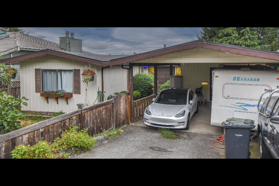 This single family home at 257 Warrick St. Coquitlam sold for just over $1.1M in a day.