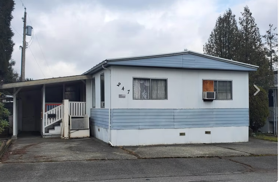Cayer Mobile Home for Sale Coquitlam