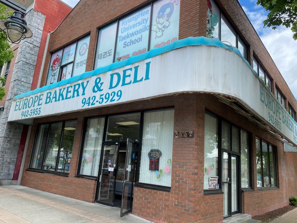 Port Coquitlam Europe Bakery and Deli store