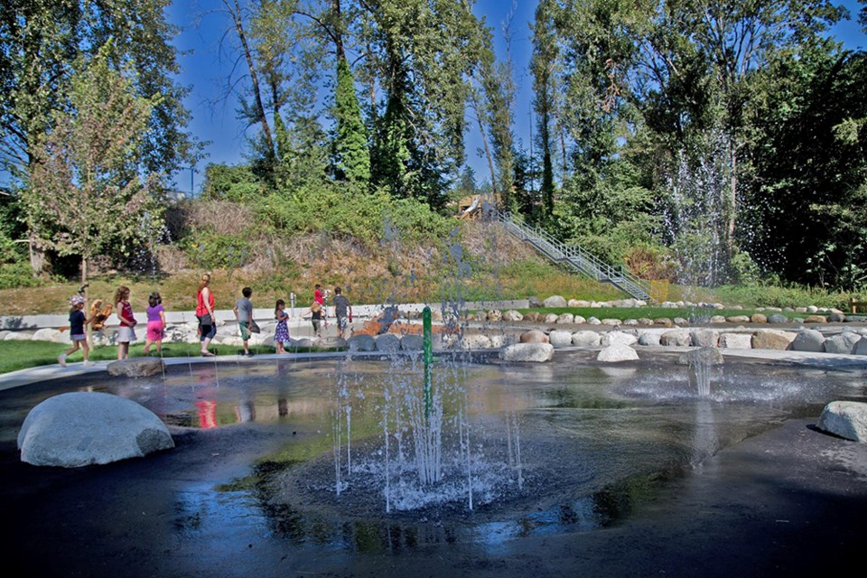 RochesterParkSprayParkCoquitlam2017