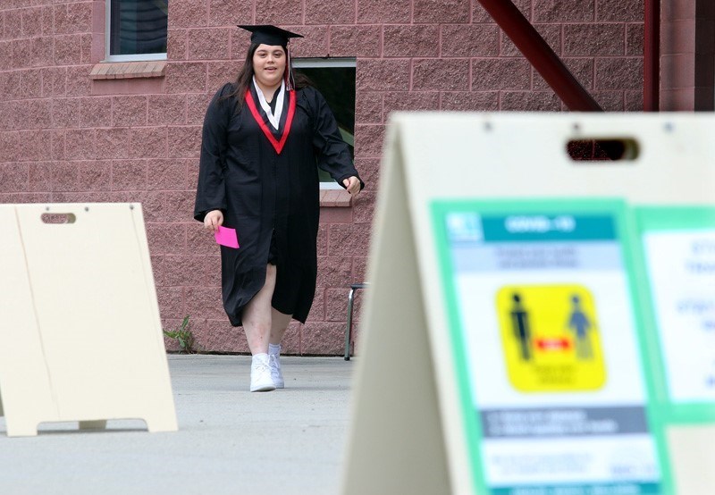 2020 Fox drive-thru grad Mario Bartel photo