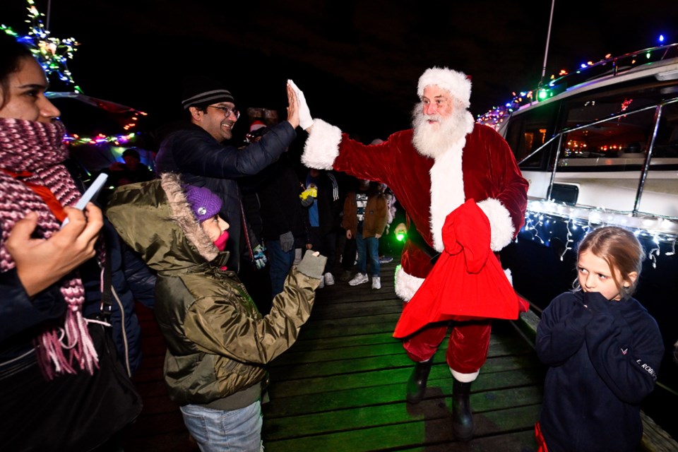 xmasboatparade_09