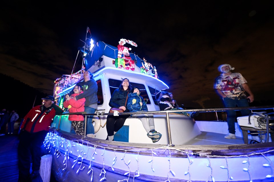 xmasboatparade_14