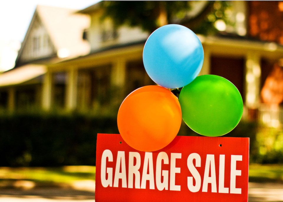 garage-sale-sign-by-getty-images