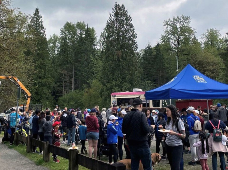 portcoquitlamhikeforhospice2023hydecreekrecreationcentrecrossroads