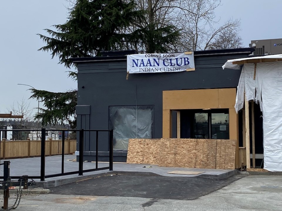 naan-club-restaurant-under-construction