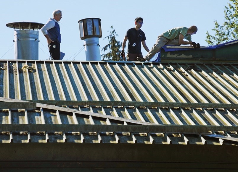 Dorothy Lynas Elementary school roof repair after vandalism.