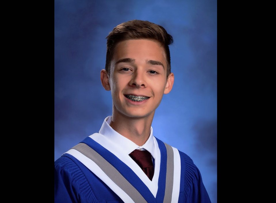 evanbabbsdrcharlesbestsecondarycoquitlam2023grad