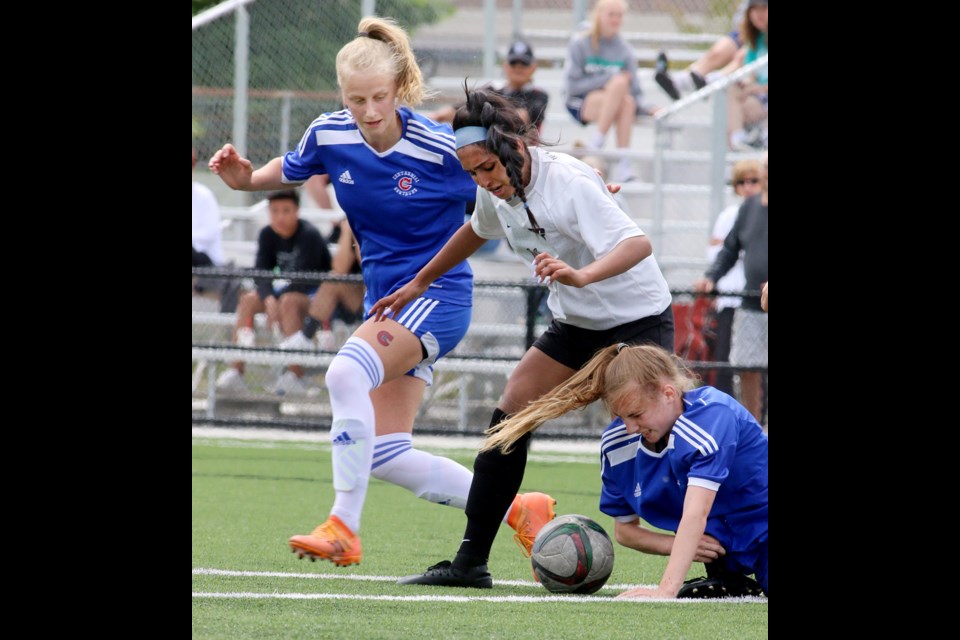 Centennial Centaurs' Avery Tulloch hits the deck in the 2019 Fraser Valley championships, when she was a sophomore. Deprived of her junior and senior seasons by the CPOVID-19 pandemic that's shut down all high school sports for more than a year, she's headed to University of the Fraser Valley in the fall.
