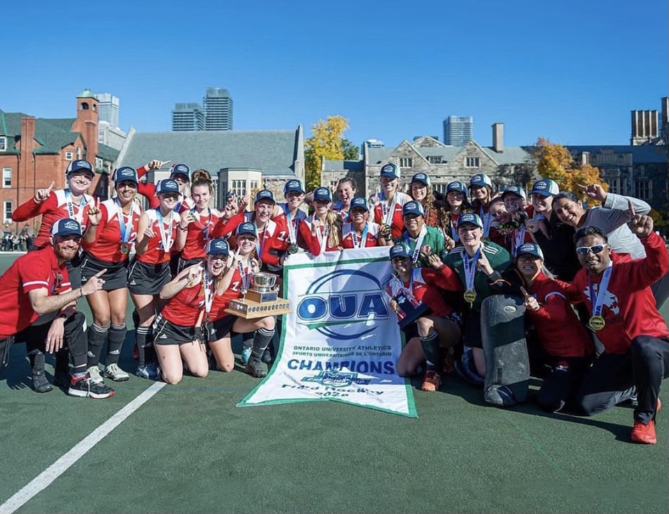 1031-yorkufieldhockey-1w