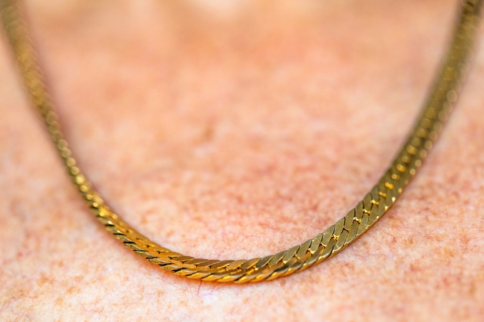 gold-necklace-getty-images