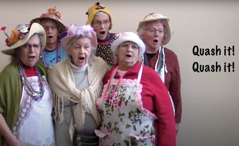 raging-grannies-2