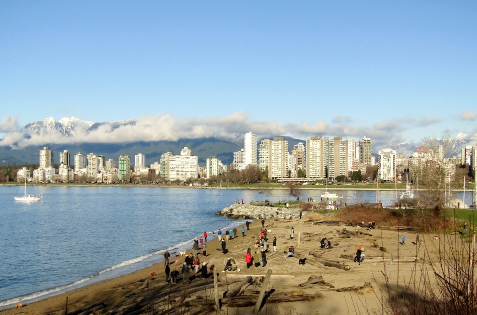 hadden park-vancouver-police-man-boat-break-in-drone