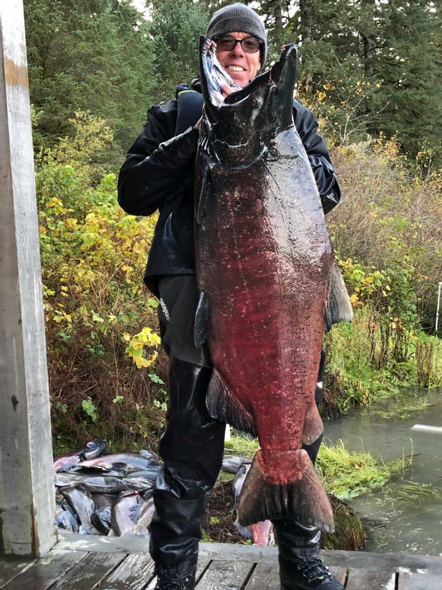 huge-salmon-bc-other-man-holding