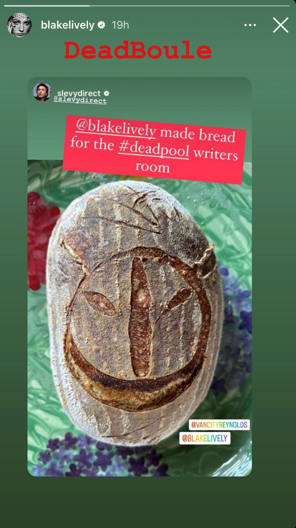 blake-lively-deadpool-bread