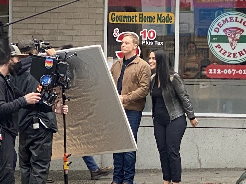 Alan Tudyk and Sara Tomko filming Resident Alien in Downtown Vancouver.