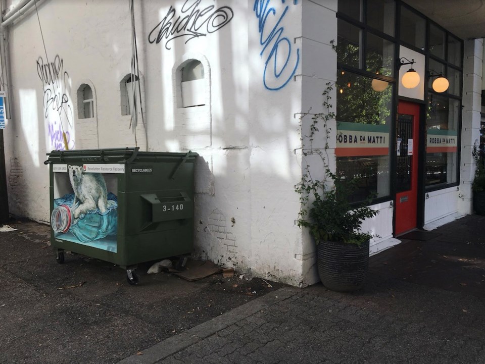 vancouver garbage bin murals 1  (polar bear)