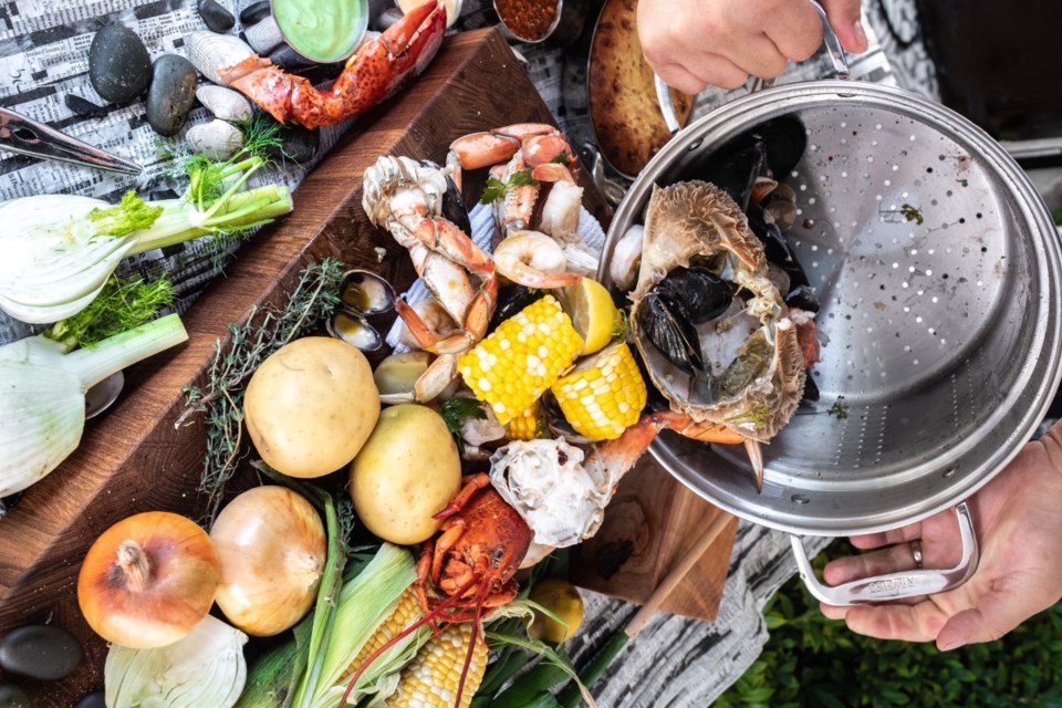 blvd-seafood-boil-vancouver