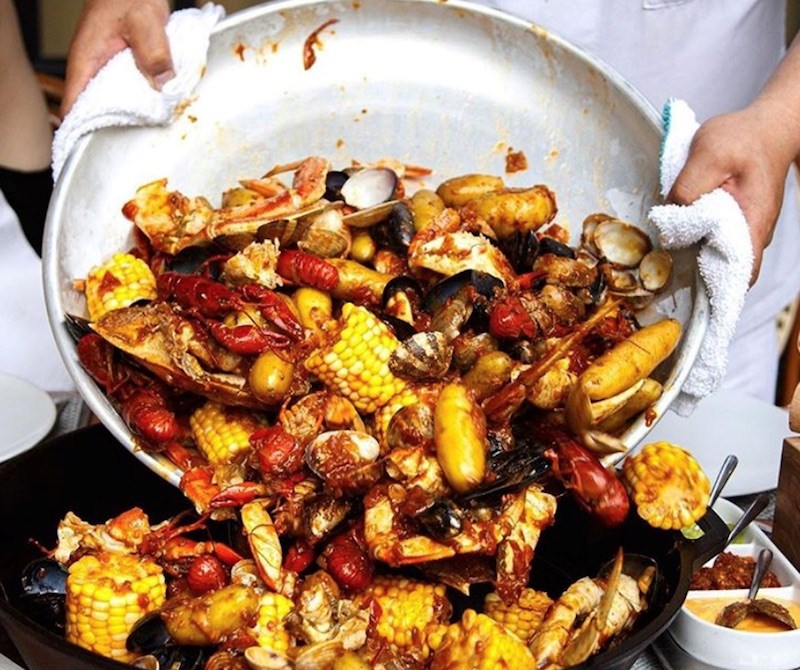 blvd-seafood-boil