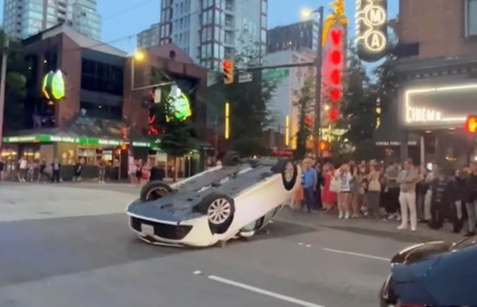 downtown-vancouver-car-flip-collision-granville-street