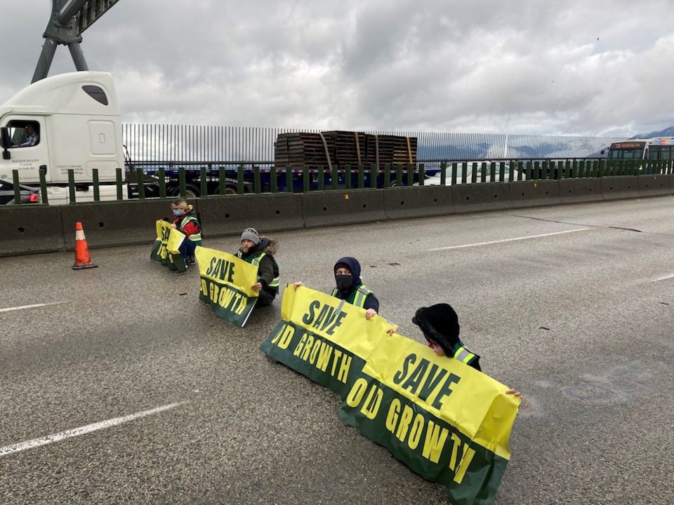 save-old-growth-protest-traffic-ironworkers-vancouver-bc