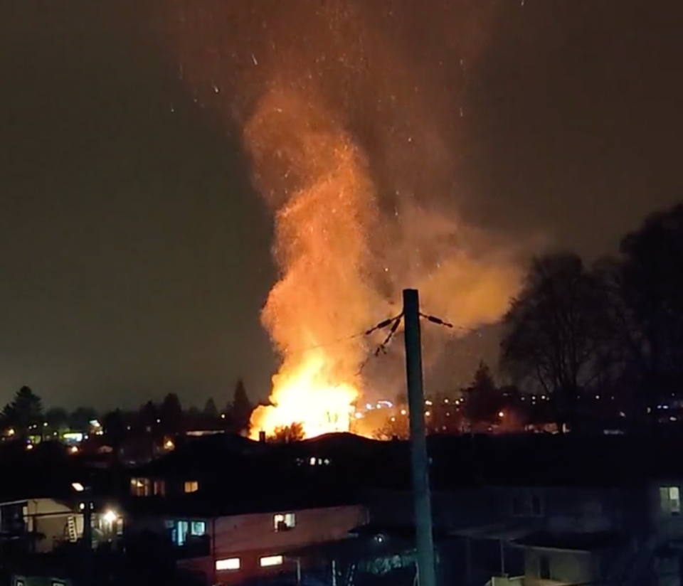 vancouver-fire-argyle-street