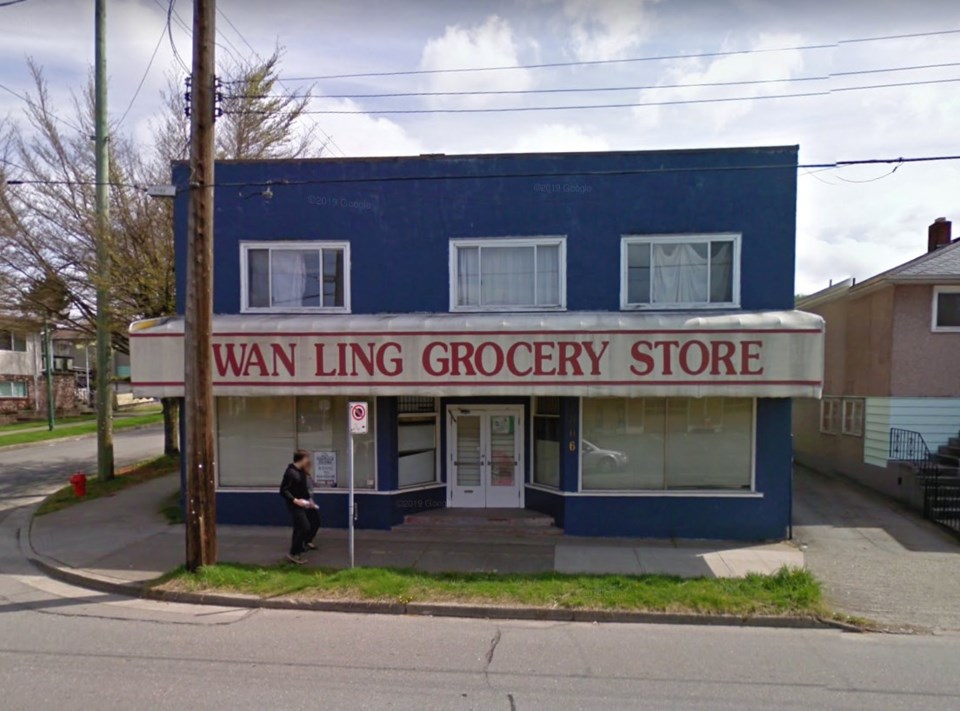 kwan-ling-grocery-store-vancouver-2009